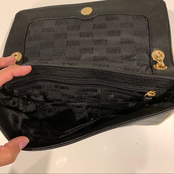 Michael Kors Black Leather Jet Set Bag Gold Chain - Picture 6 of 8